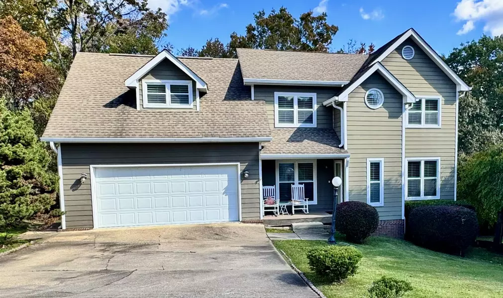 8014 Woodstone DR, Hixson, TN 37343