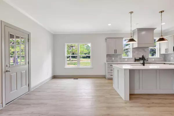 Cleveland, TN 37311,3366 Tunnel Hill RD