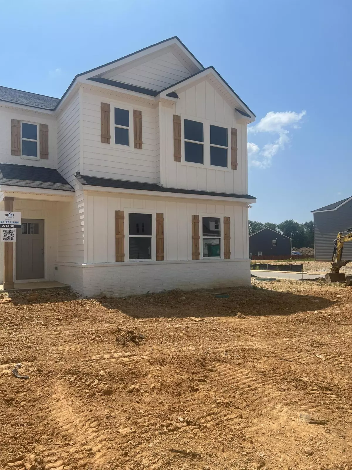 Ooltewah, TN 37363,8279 Shrewsbury LN