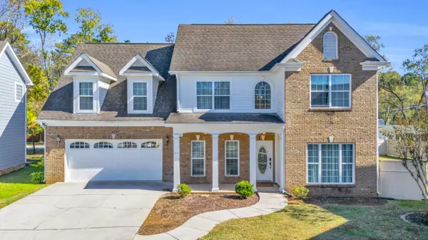 8018 Ashview CIR, Ooltewah, TN 37363