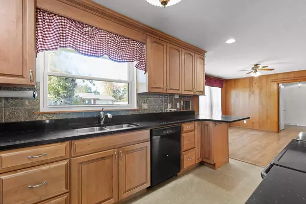 Chattanooga, TN 37411,1704 Omalee AVE