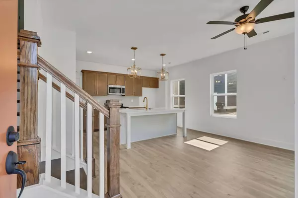 Chattanooga, TN 37404,2471 Twill PL