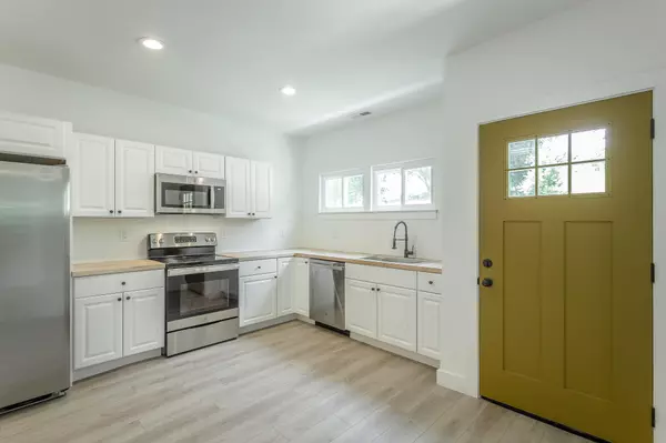 Chattanooga, TN 37404,1813 04th ST