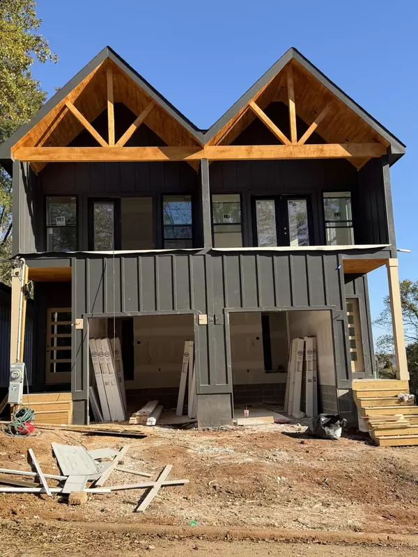 Chattanooga, TN 37410,4422 Grand AVE