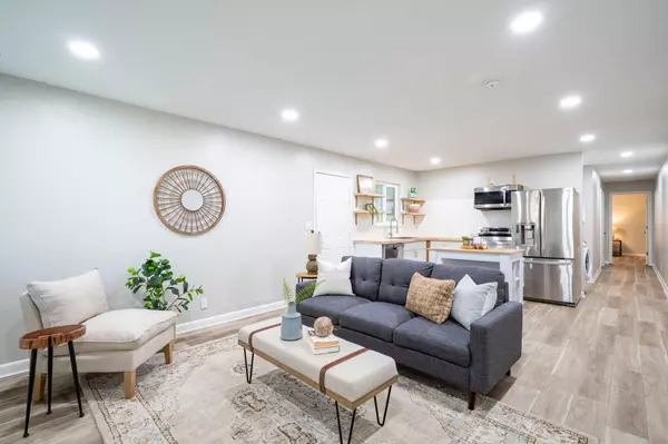 Chattanooga, TN 37411,392 Booth RD