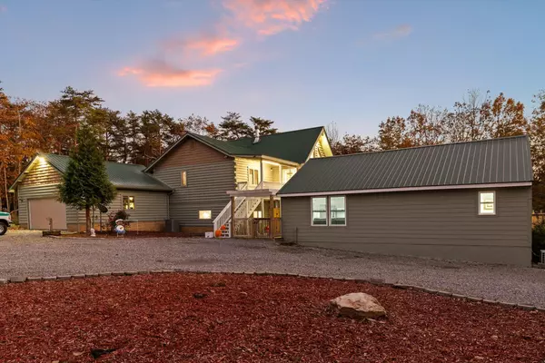 Cloudland, GA 30731,504 Wolf RUN