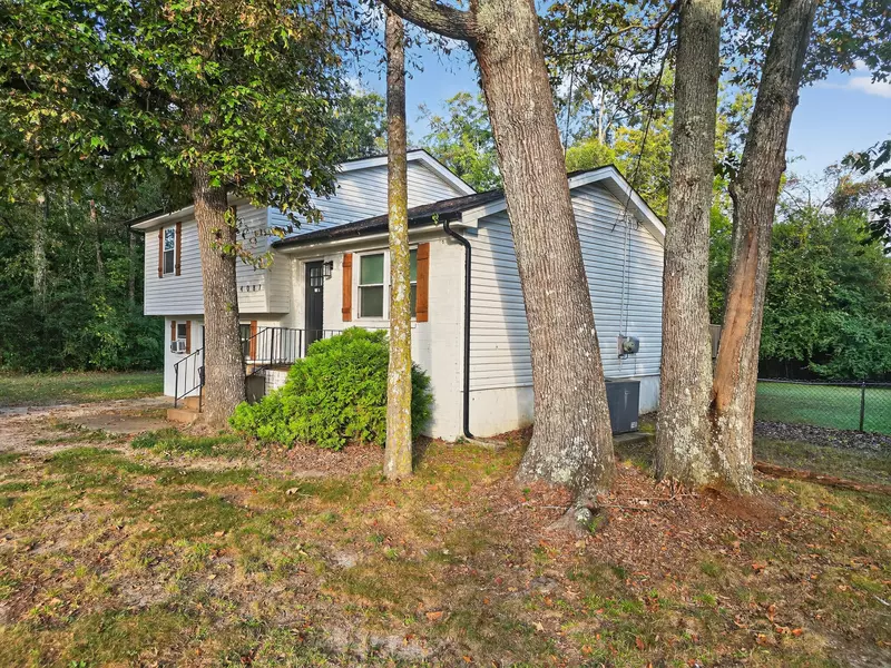 4087 Freedom CIR, Ooltewah, TN 37363