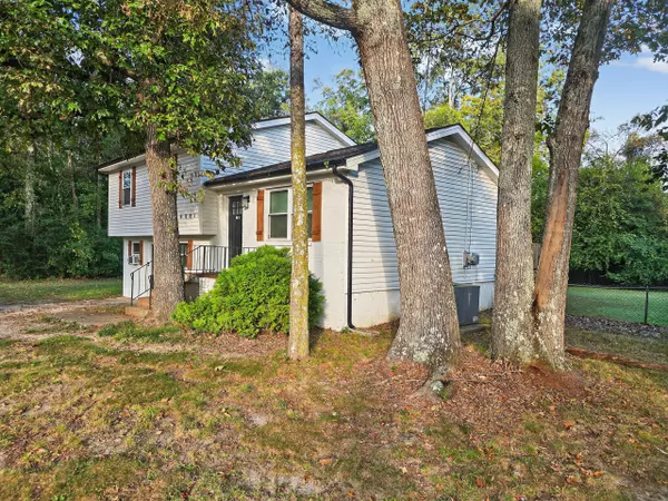 4087 Freedom CIR, Ooltewah, TN 37363