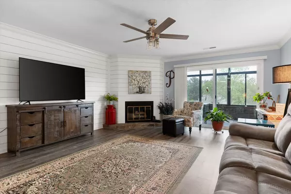 Chattanooga, TN 37415,4319 Lakeshore LN