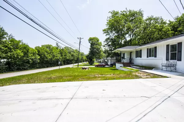 Rossville, GA 30741,717 James AVE