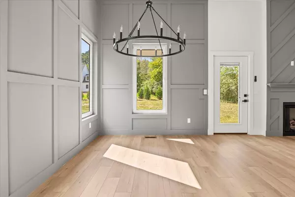 Apison, TN 37302,10545 Brainerd RD