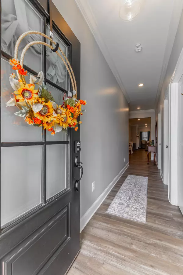 Chattanooga, TN 37416,3851 Inlet LOOP