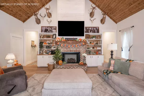 Lafayette, GA 30728,521 Wheeler RD