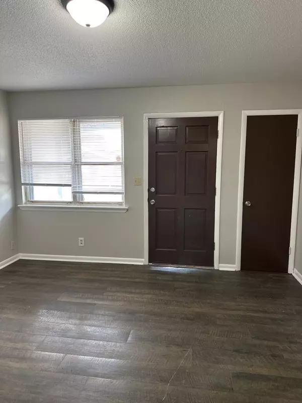 Chattanooga, TN 37406,1812 Olive ST