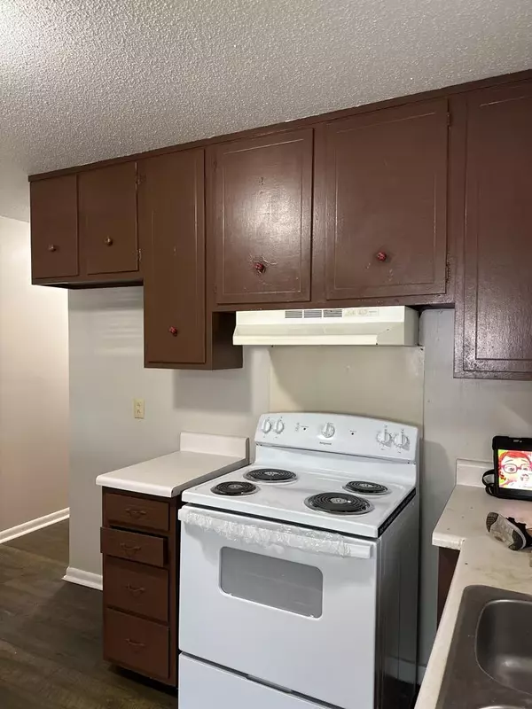 Chattanooga, TN 37406,1812 Olive ST