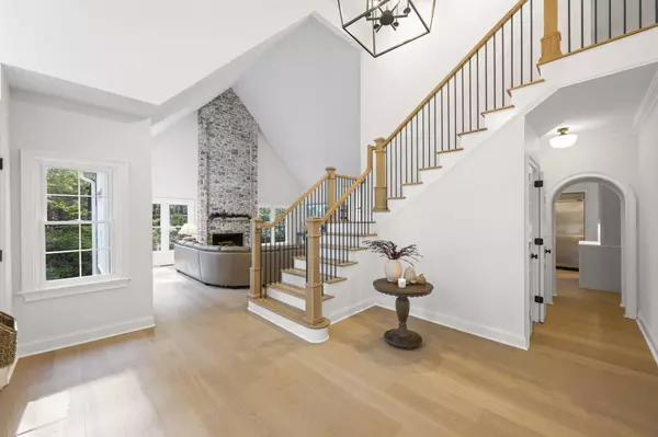 Signal Mountain, TN 37377,533 Fern TRL