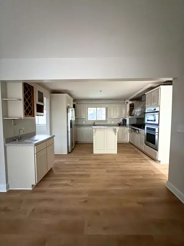 Chattanooga, TN 37421,1112 Ridgetop DR