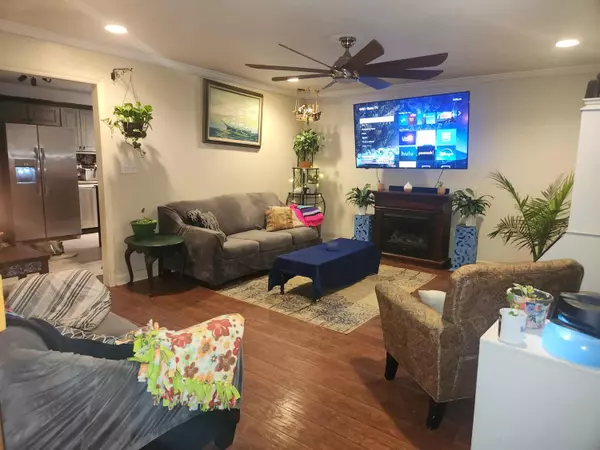 Charleston, TN 37310,282 Maple Crest CIR