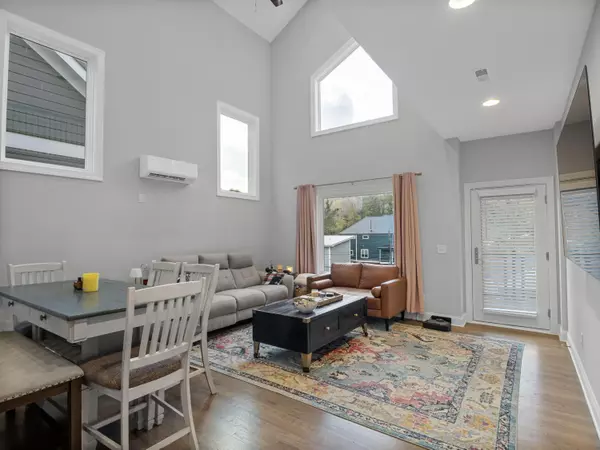 Chattanooga, TN 37405,1404 Hamilton AVE