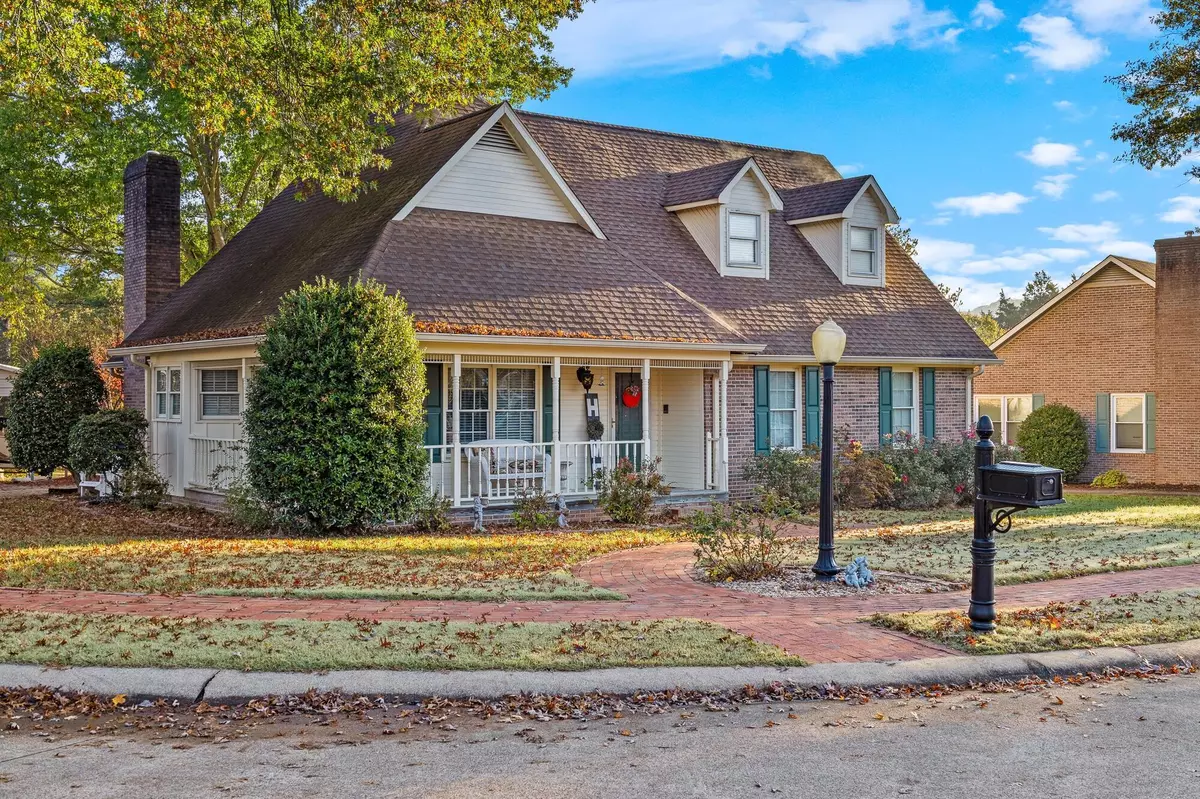 Cleveland, TN 37312,132 Barker LN