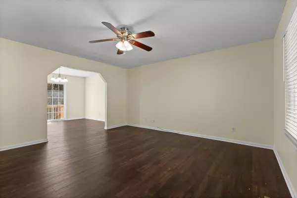 Soddy Daisy, TN 37379,9416 Thrasher TRL