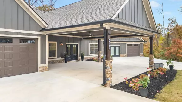 Ringgold, GA 30736,200 Bridlewood DR