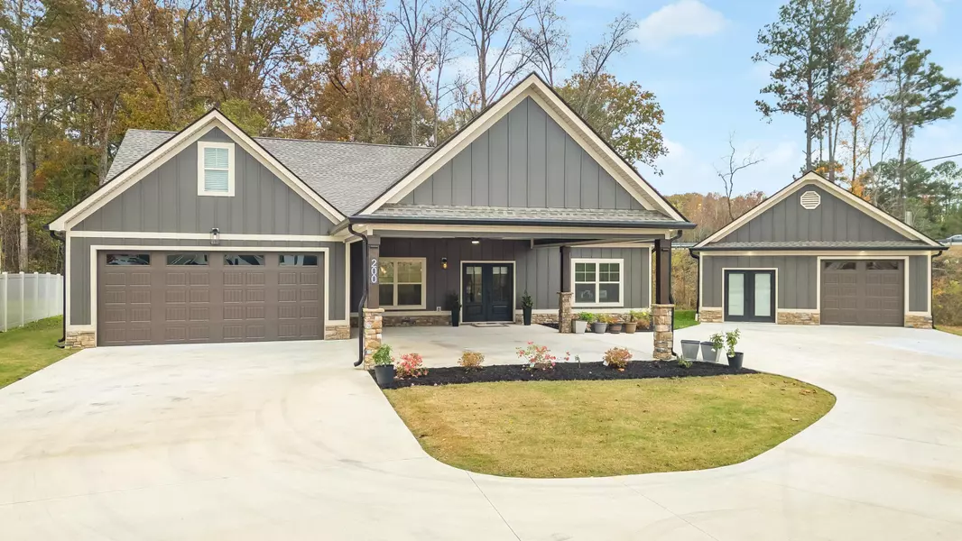 200 Bridlewood DR, Ringgold, GA 30736