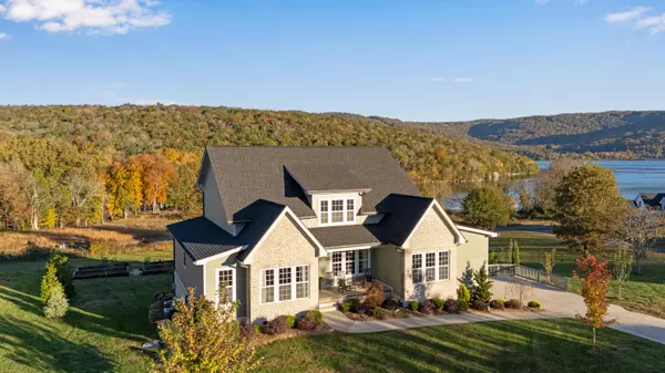 250 Spinnaker DR, Jasper, TN 37347