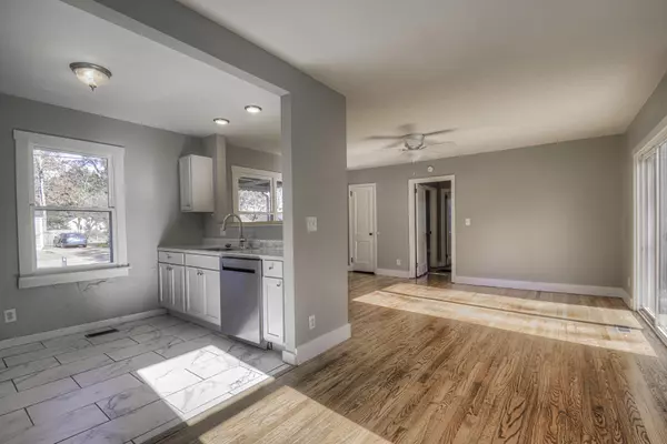 Chattanooga, TN 37412,5612 Clemons RD