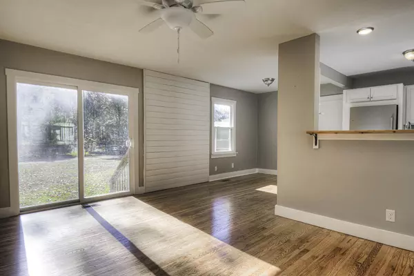 Chattanooga, TN 37412,5612 Clemons RD