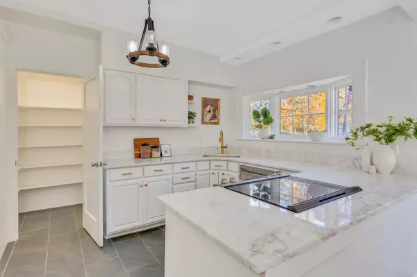 Chattanooga, TN 37411,107 Talley RD