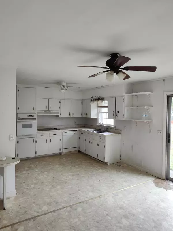 South Pittsburg, TN 37380,209 4th ST