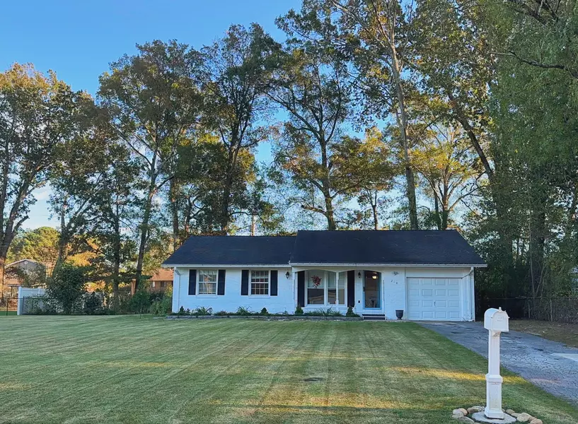 214 Serena DR, Hixson, TN 37343