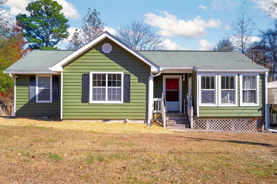 302 Ridgecrest DR, Lafayette, GA 30728