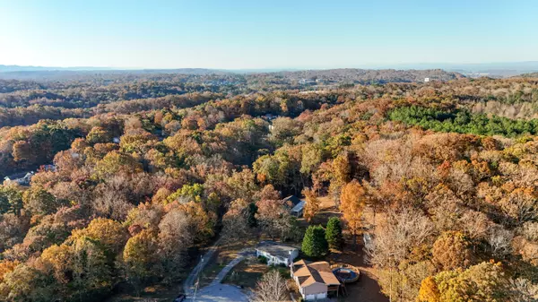 Ooltewah, TN 37363,8200 Troubadour WAY