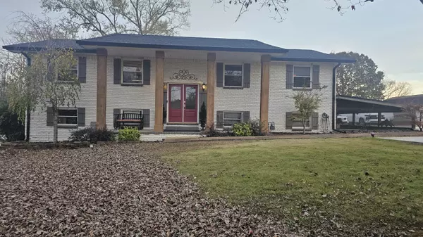 Ooltewah, TN 37363,7912 Snow Hill RD