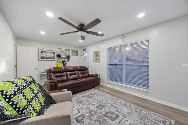 Hixson, TN 37343,5312 Austin RD