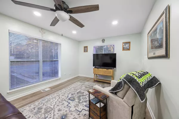 Hixson, TN 37343,5312 Austin RD