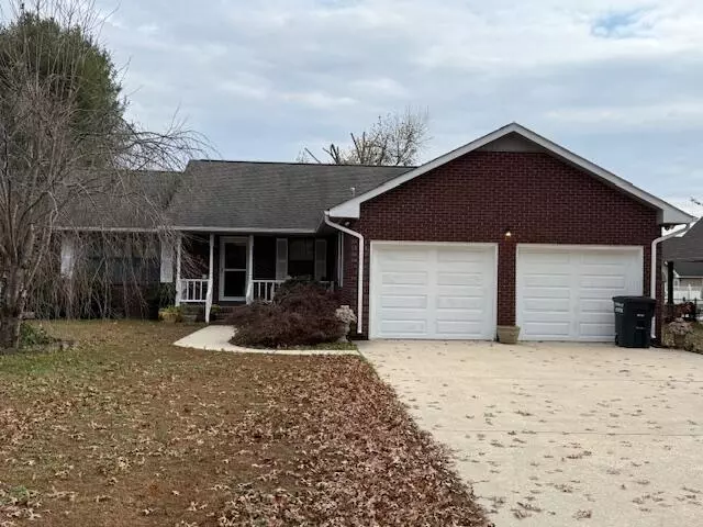 Jasper, TN 37347,826 Oak Lawn DR