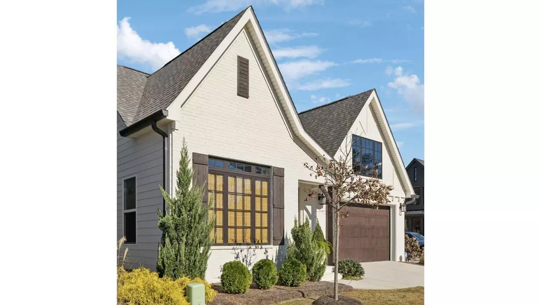 8195 Lemonade ST, Chattanooga, TN 37421