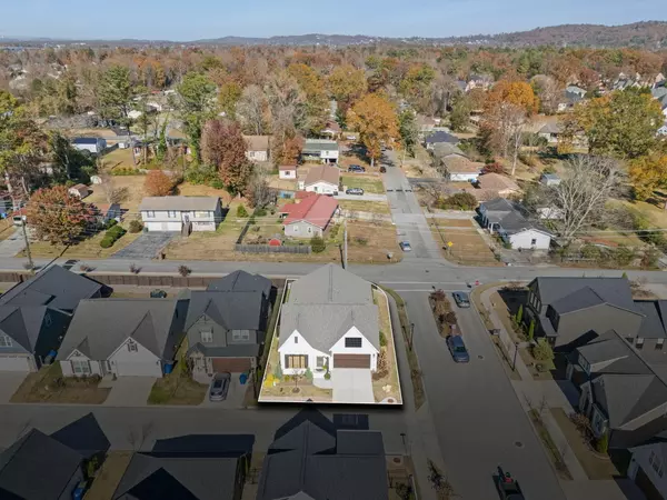 Chattanooga, TN 37421,8195 Lemonade ST