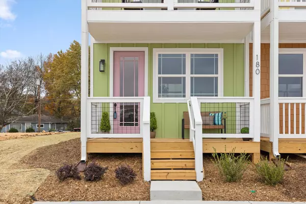 East Ridge, TN 37412,180 John Arnold AVE