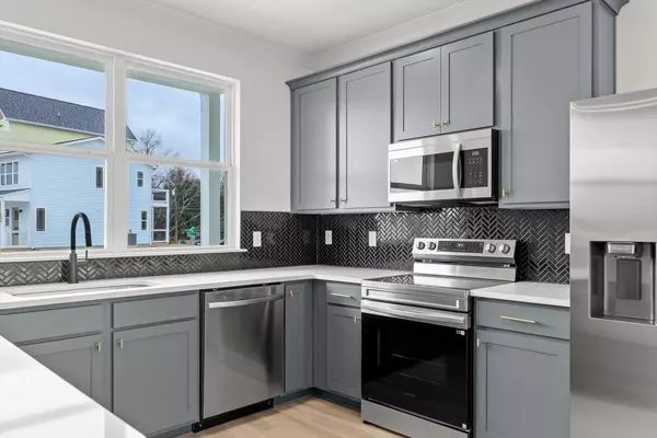 East Ridge, TN 37412,909 Blue Heights DR