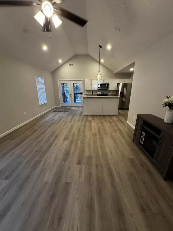 Chattanooga, TN 37411,918 Shallowford Rd. RD