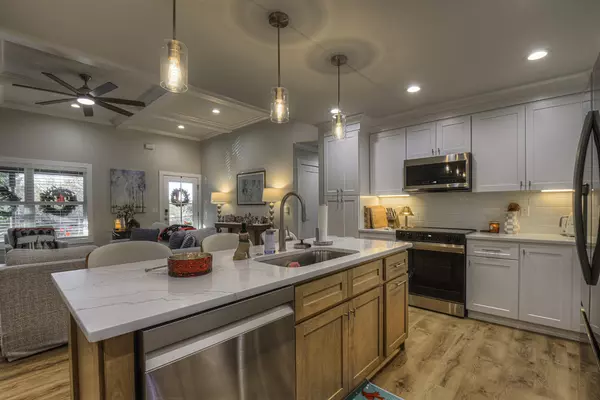 Chattanooga, TN 37421,2022 Concord RD