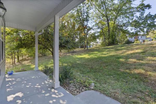 Chattanooga, TN 37415,602 Paragon DR