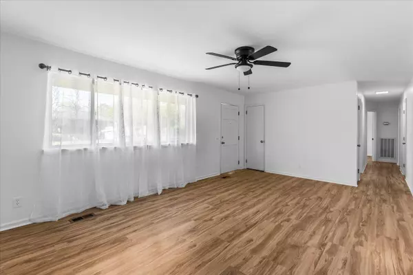 Rossville, GA 30741,32 Kent DR