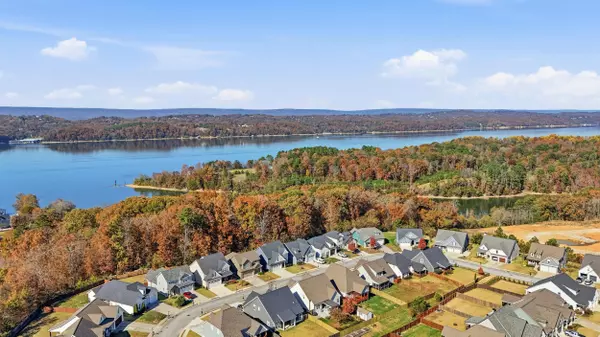 Chattanooga, TN 37416,3951 Inlet LOOP