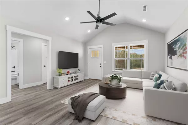 Chatsworth, GA 30705,401 Earls WAY