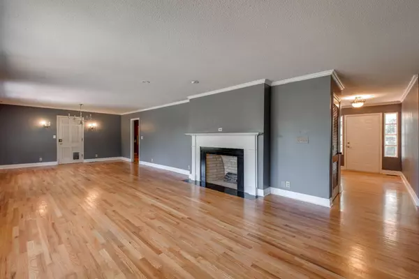 Chattanooga, TN 37411,303 Windmere DR